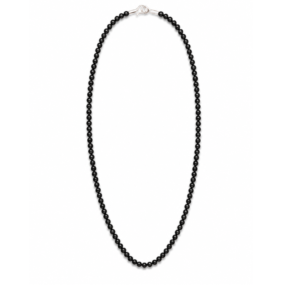 The onyx bead necklace